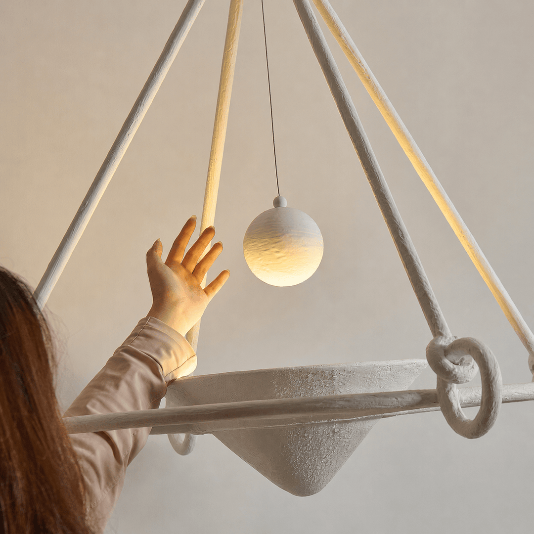 Sculptural lampadario in gesso