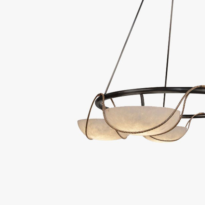 Lampadario in alabastro a forma di anello