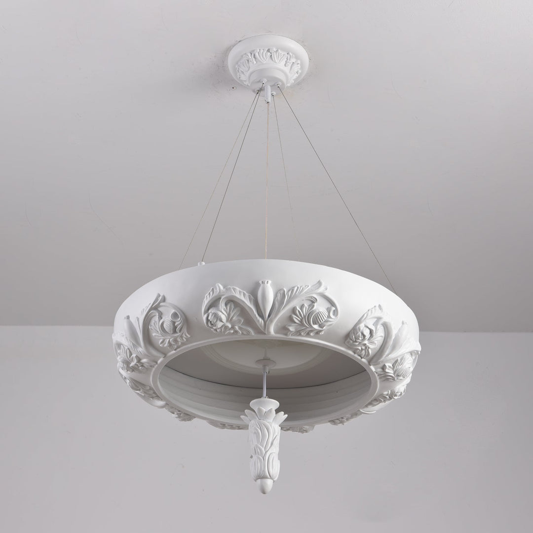 Rococo lampadario in composito di gesso e