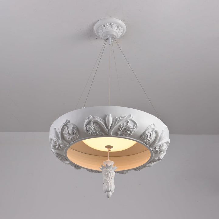 Rococo lampadario in composito di gesso e