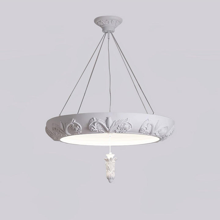 Rococo lampadario in composito di gesso e
