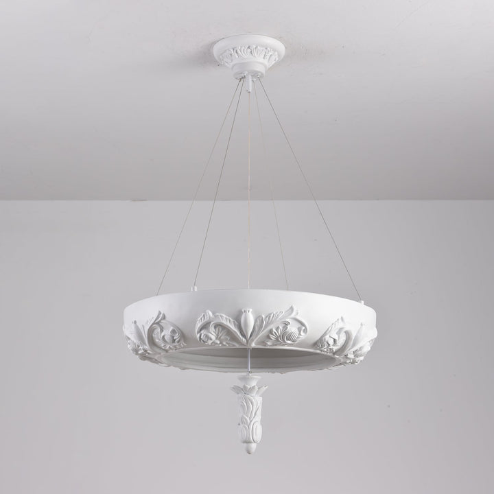 Rococo lampadario in composito di gesso e