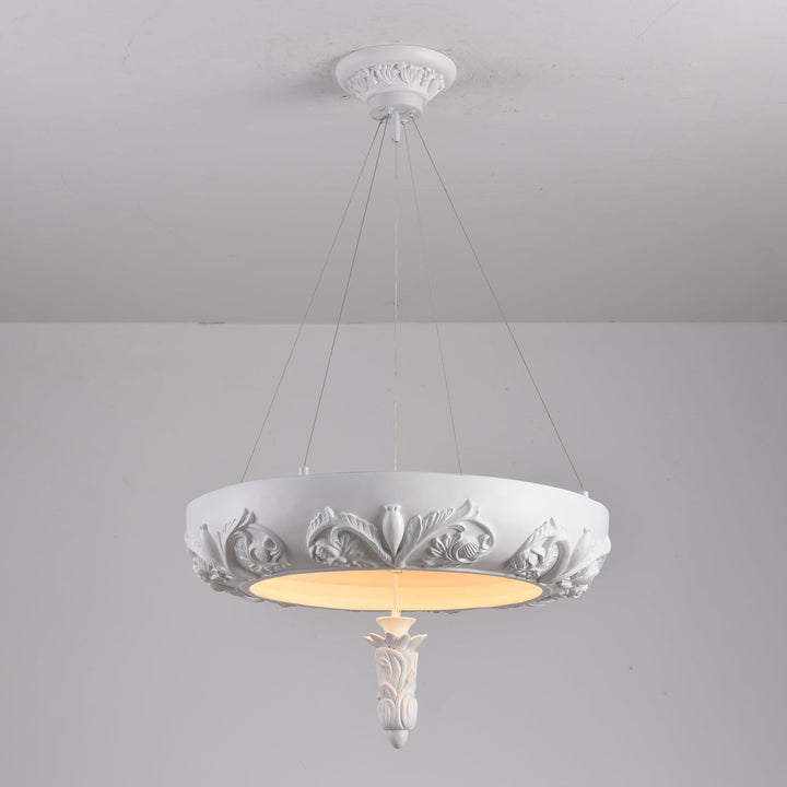 Rococo lampadario in composito di gesso e
