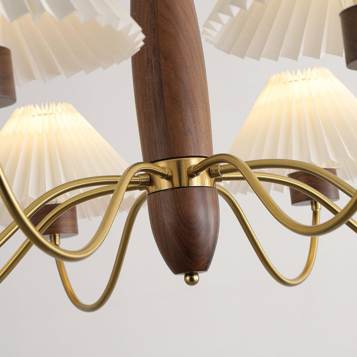 Rinalira lampadario in noce e ottone elegante