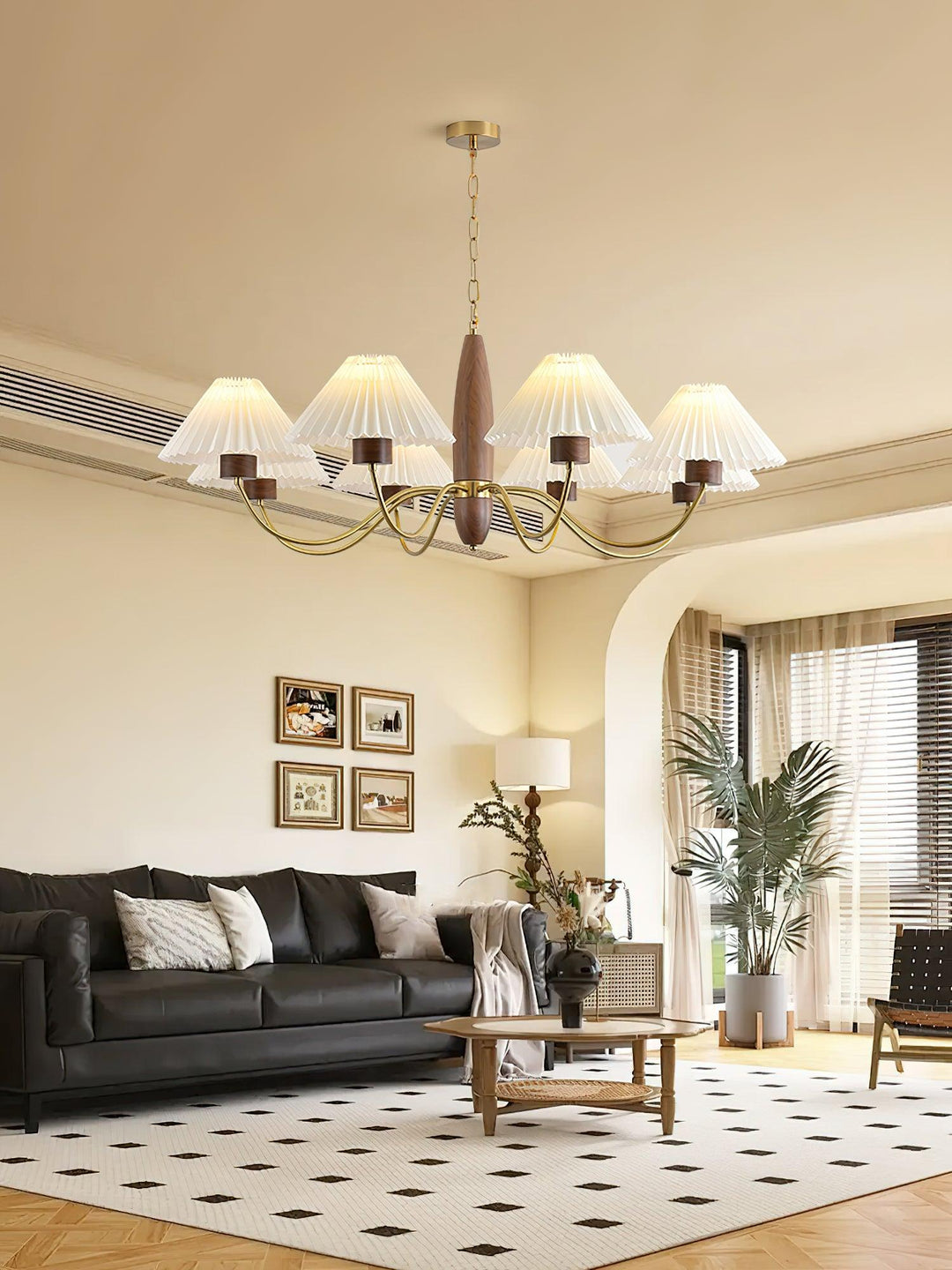 Rinalira lampadario in noce e ottone elegante