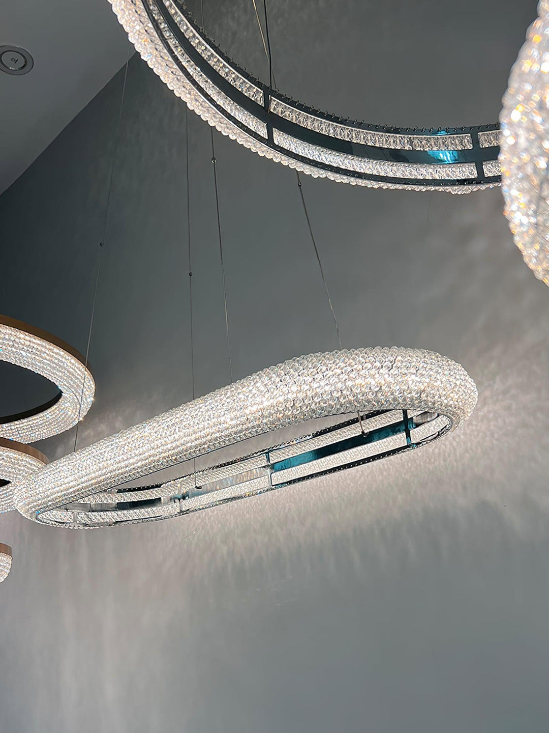 Vazorora lampadario moderno minimalista ad Anello in Cristallo