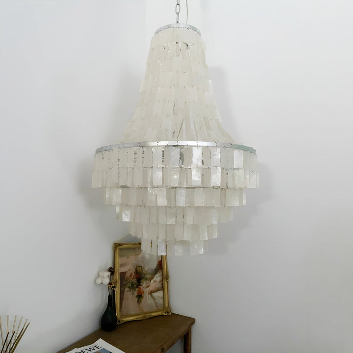 Naciira lampadario Boho Shell a Strati