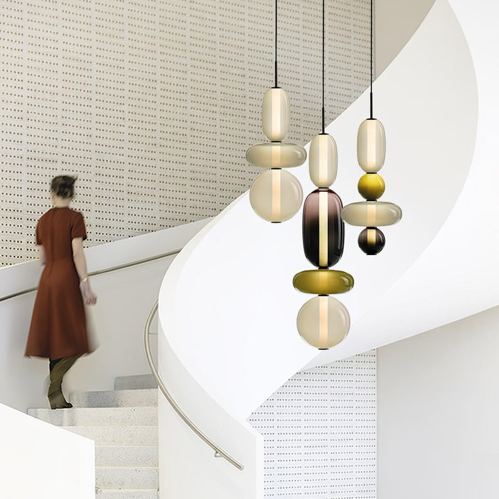 Lioraena lampada a sospensione con capsule in vetro colorato a grappolo