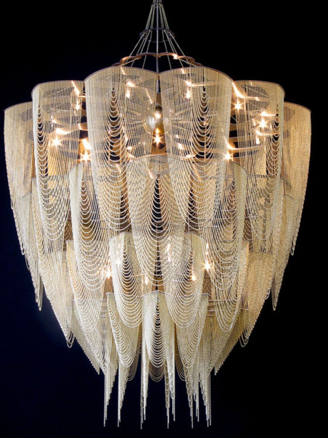 Fereraria lampadario Cascade Catena in Alluminio