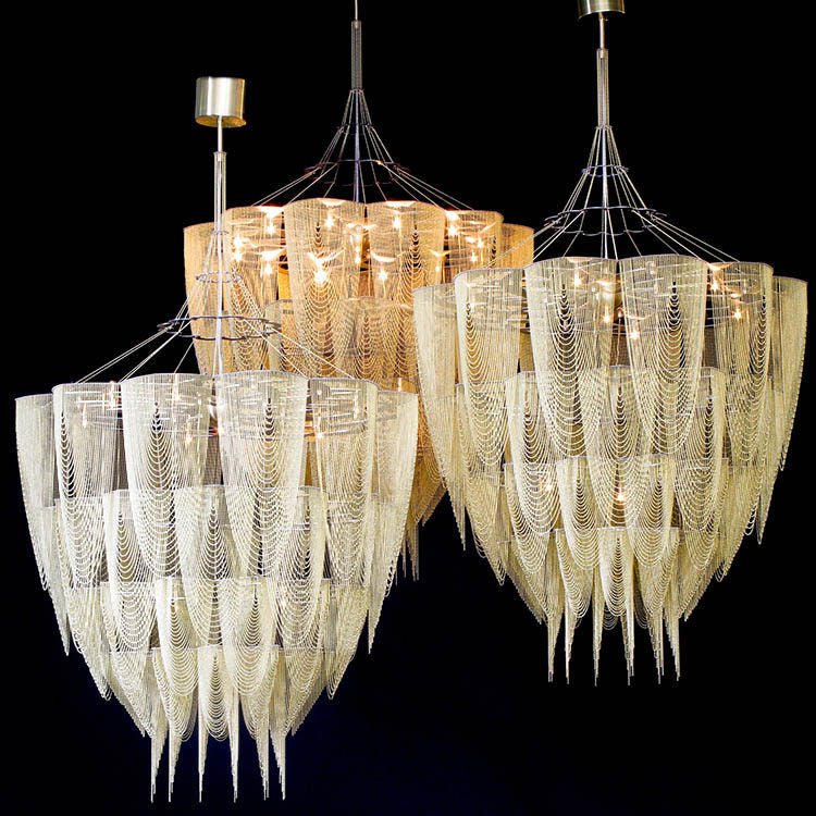 Fereraria lampadario Cascade Catena in Alluminio