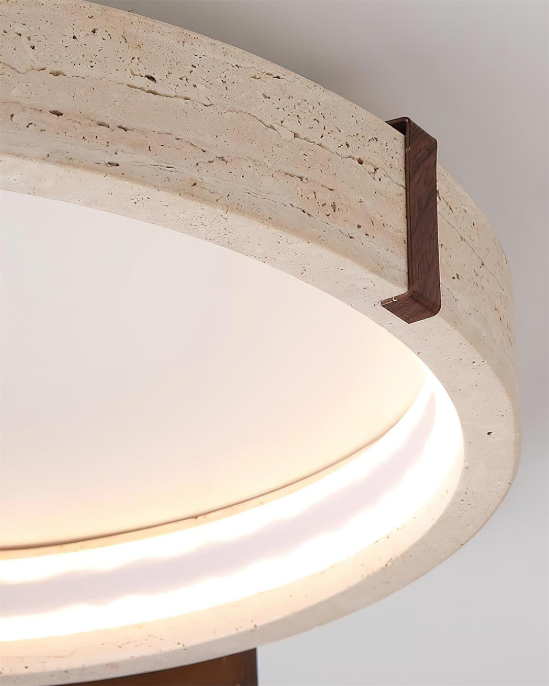 Noreleria lampada da soffitto Halo in travertino e legno