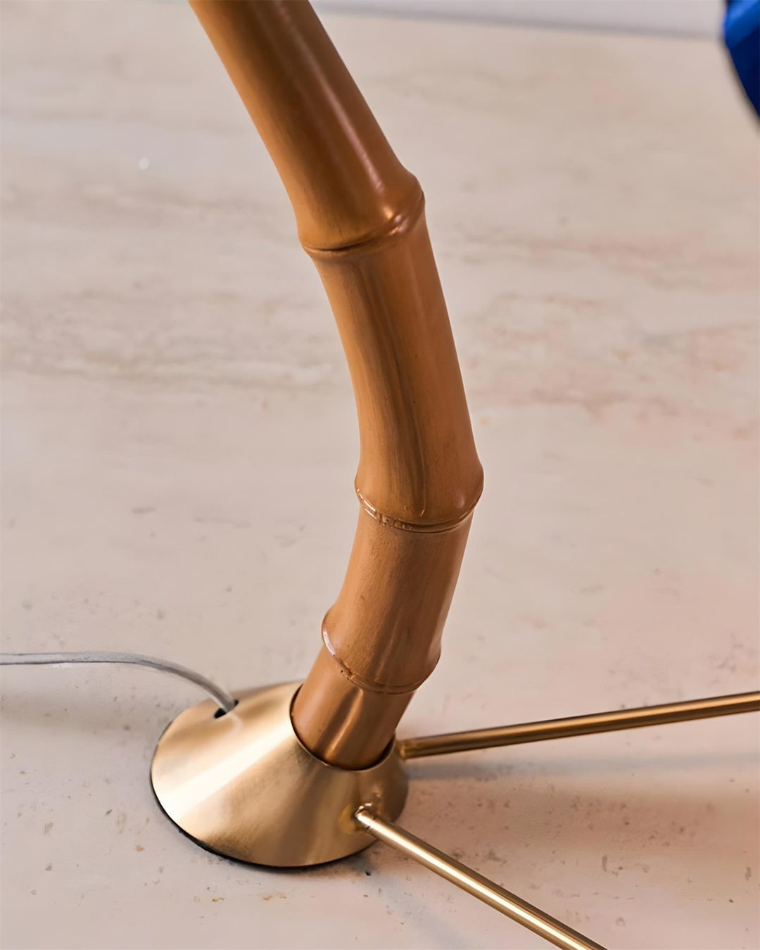 Viraisette lampada da tavolo