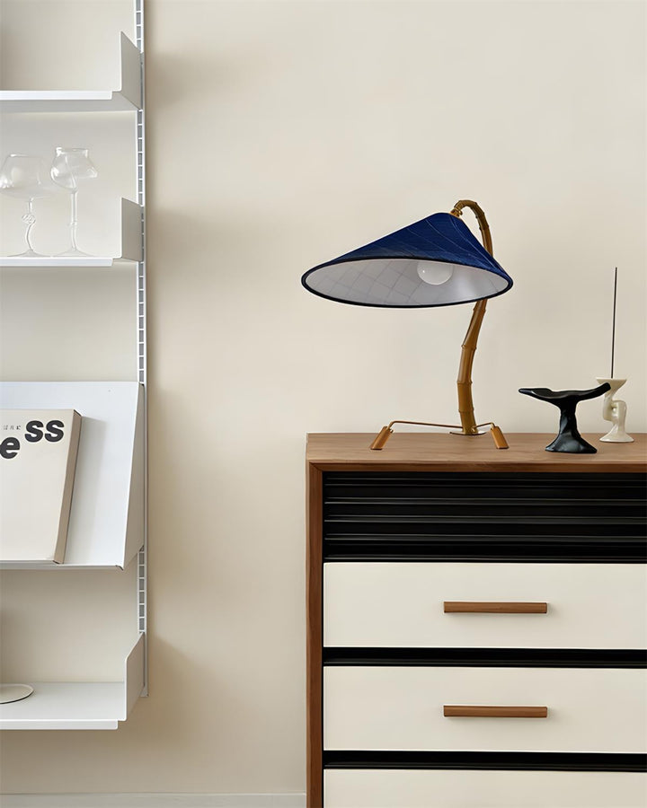 Viraisette lampada da tavolo