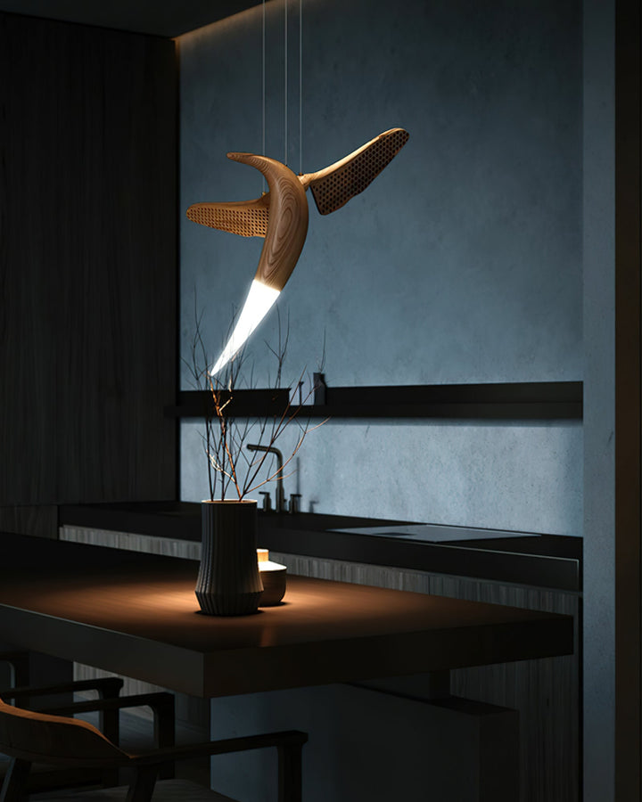 Elsilor lampada a sospensione Avian-Inspired in legno