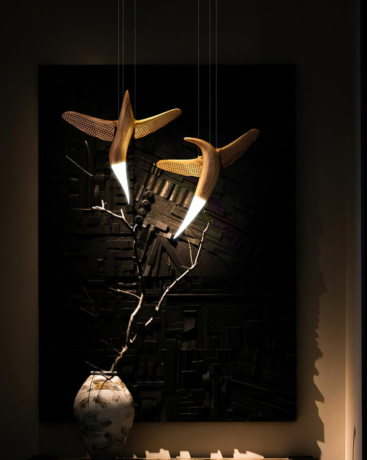Elsilor lampada a sospensione Avian-Inspired in legno