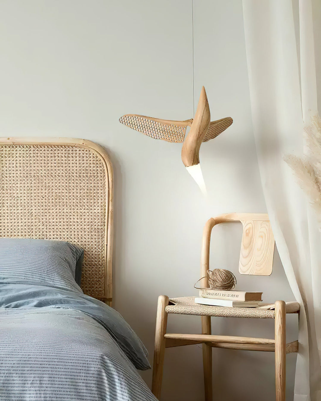 Elsilor lampada a sospensione Avian-Inspired in legno
