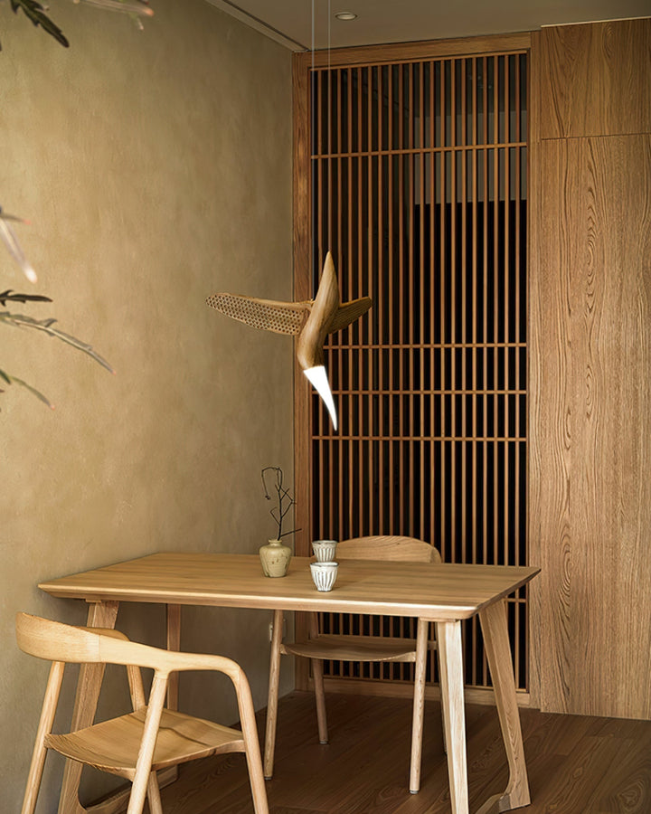 Elsilor lampada a sospensione Avian-Inspired in legno