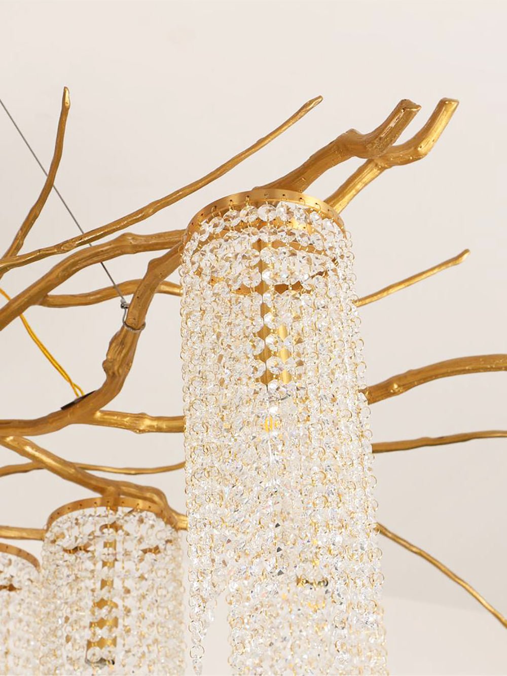 Avvariel lampadario in ottone organico