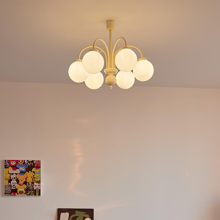 Velaora lampadario in vetro opaco crema a globo
