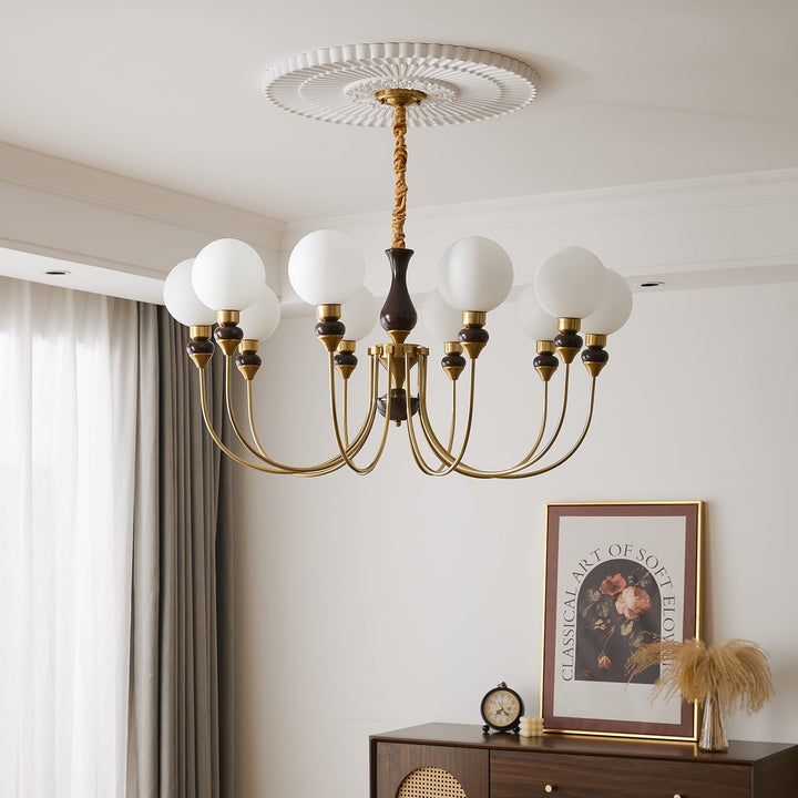 Eiruella lampadario Bracci in ottone globi in vetro Smerigliato