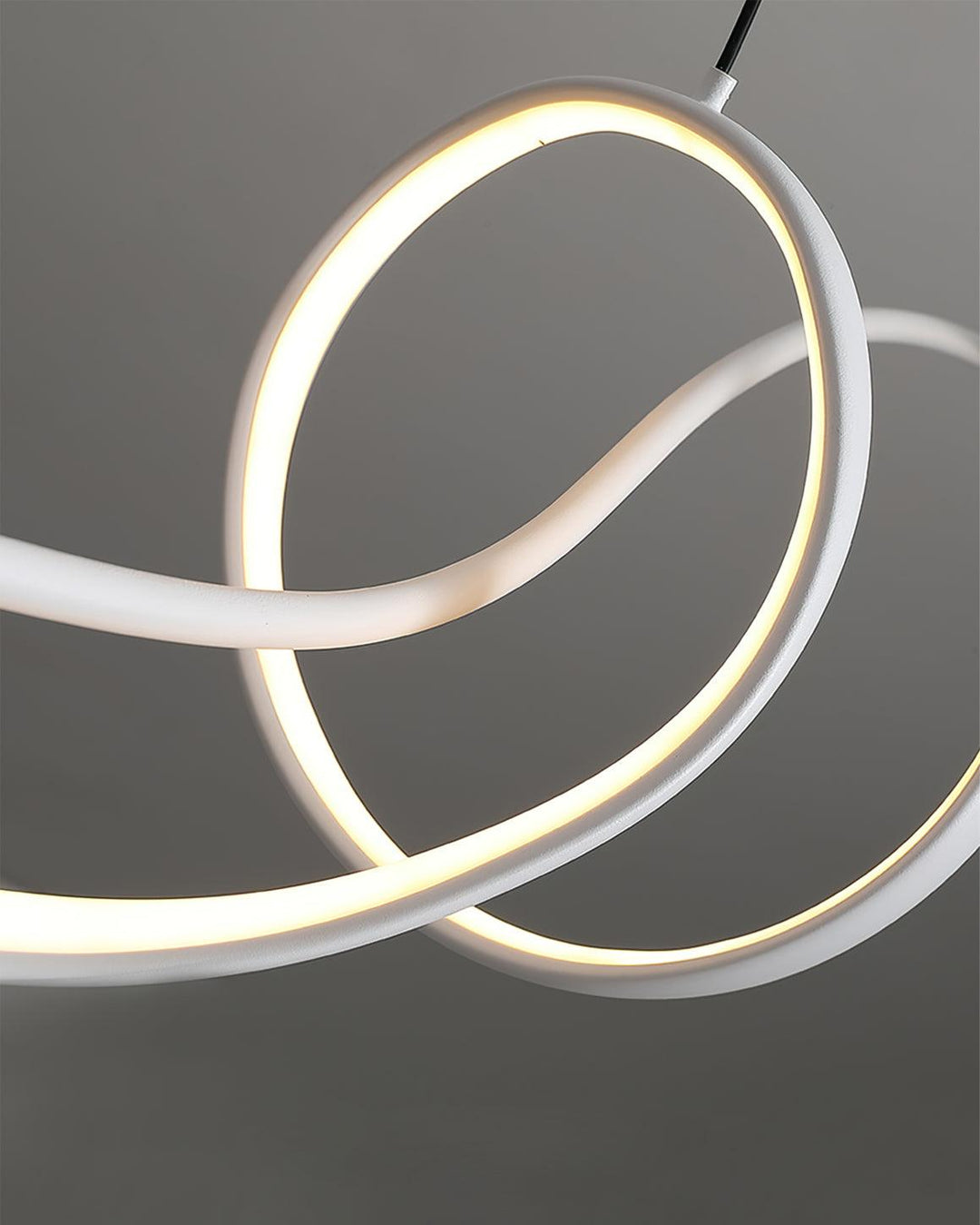 Calelina lampada a sospensione moderna in nero con LED a Forma d&
