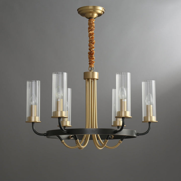 Lampadario con cornice rotonda nera e bracci in ottone, paralumi a coste in vetro