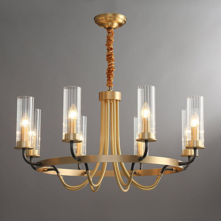 Lampadario con cornice rotonda nera e bracci in ottone, paralumi a coste in vetro