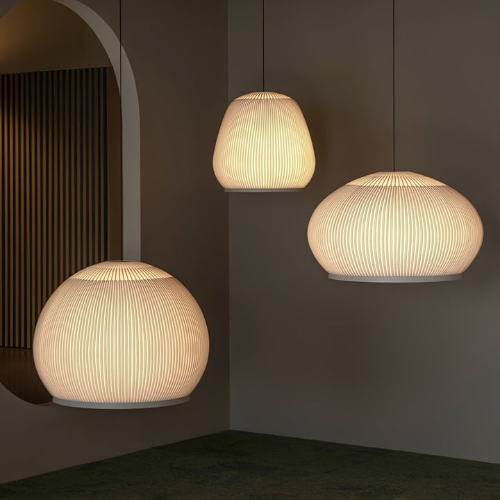 Lineiella lampada a sospensione in tessuto minimalista