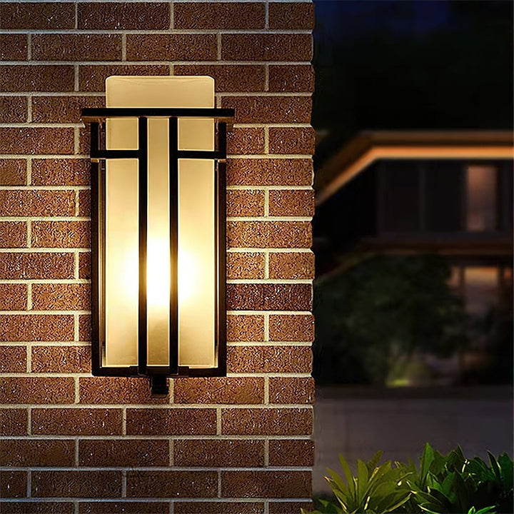 Linden Outdoor Wall Lamp - Blowlighting