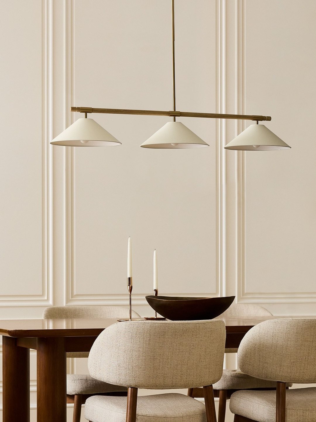 Linen lampadario lineare a Cono