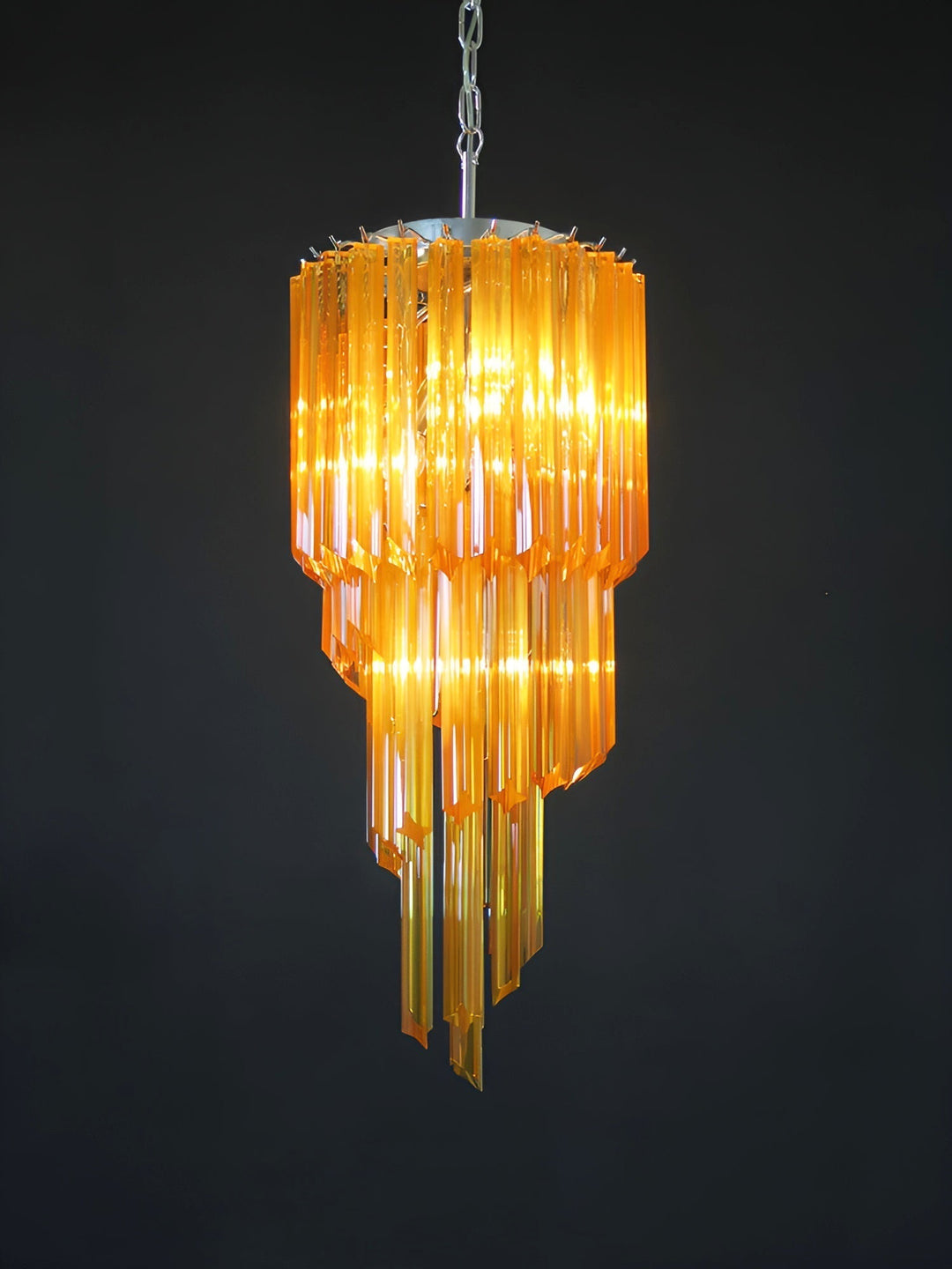 Reninelle lampadario a spirale con prismi rosa stratificati
