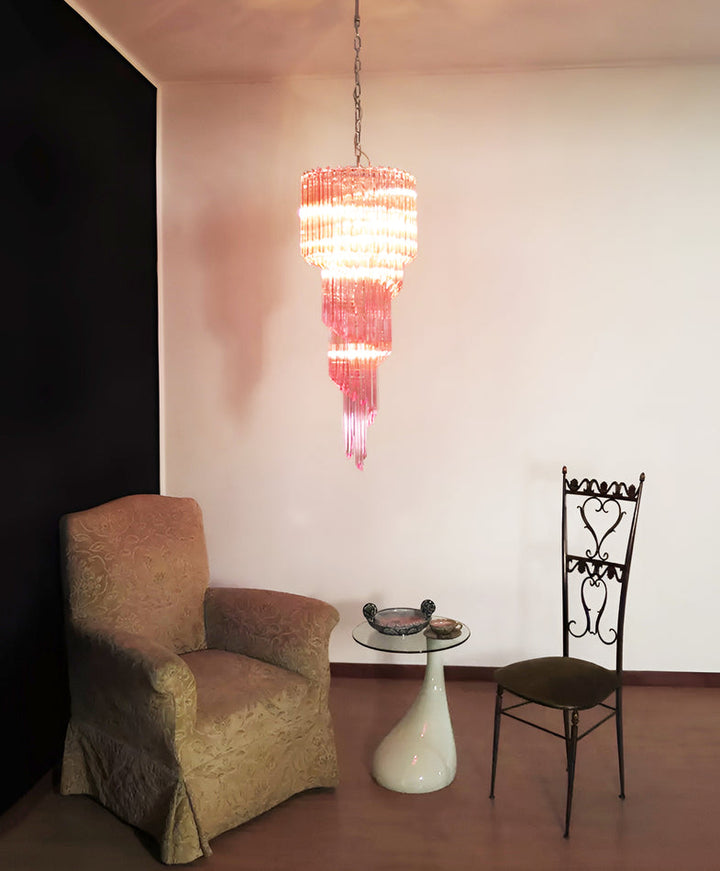 Reninelle lampadario a spirale con prismi rosa stratificati
