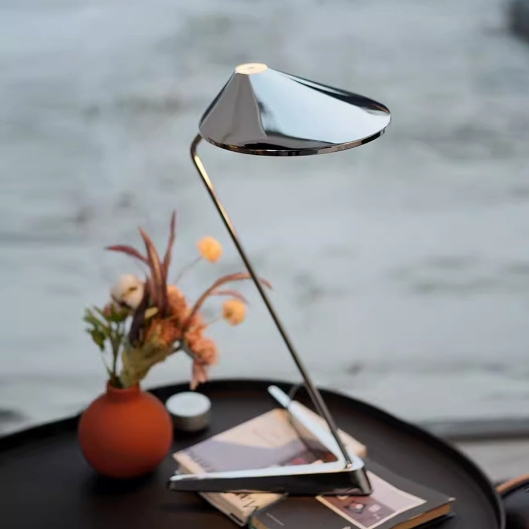 Sable lampada da tavolo