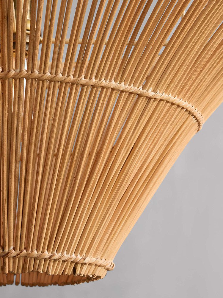 Lampada a sospensione in rattan