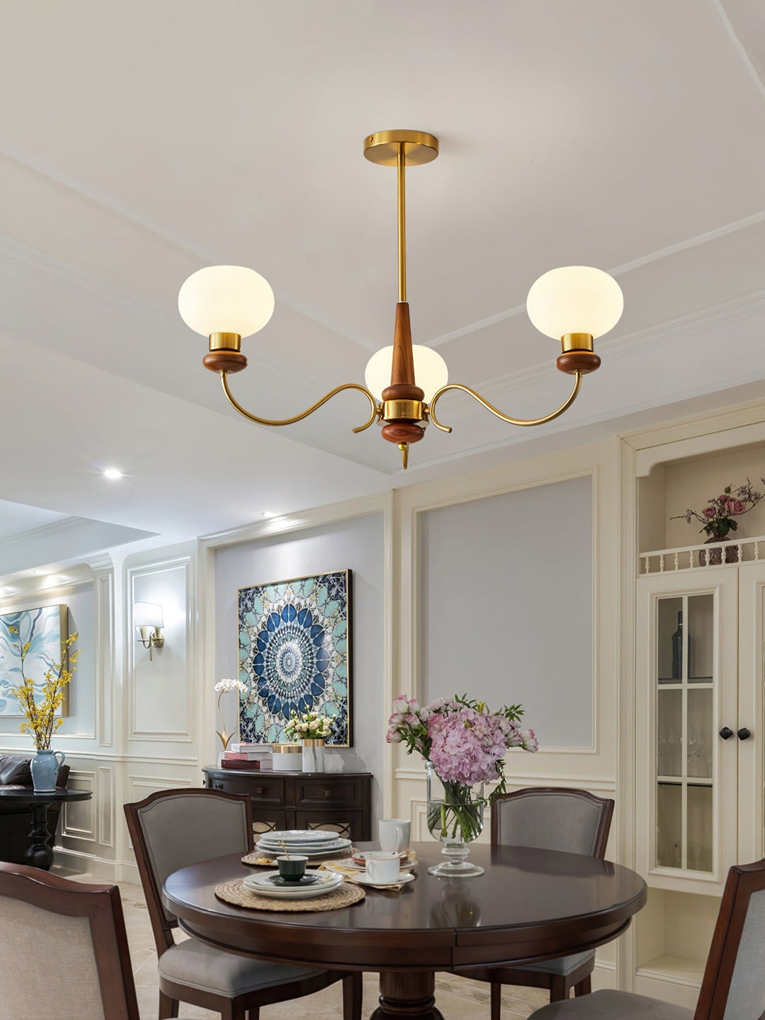 Riniena lampadario in ottone e legno con globo classico