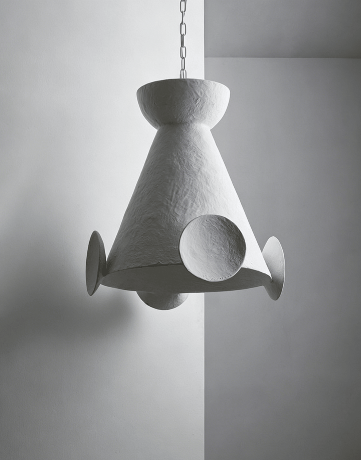 Sculptural lampada a sospensione in cono di gesso
