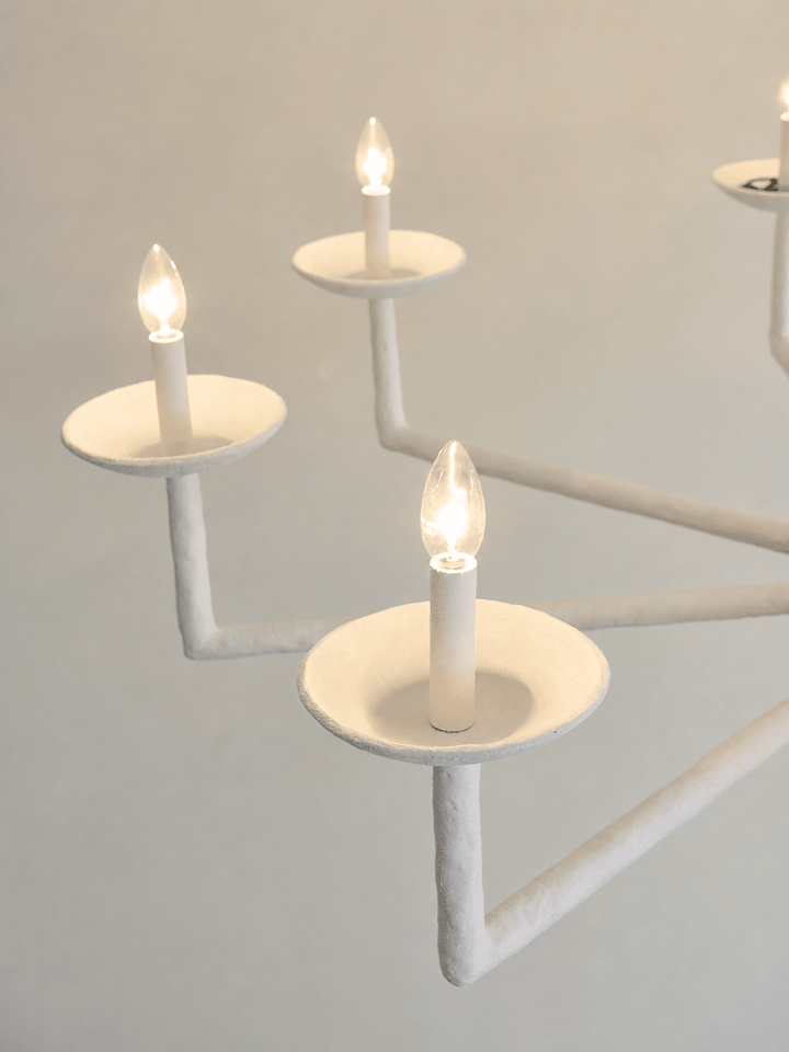 Sculptural lampadario in composito di gesso