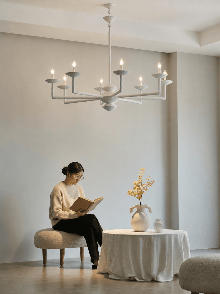Sculptural lampadario in composito di gesso