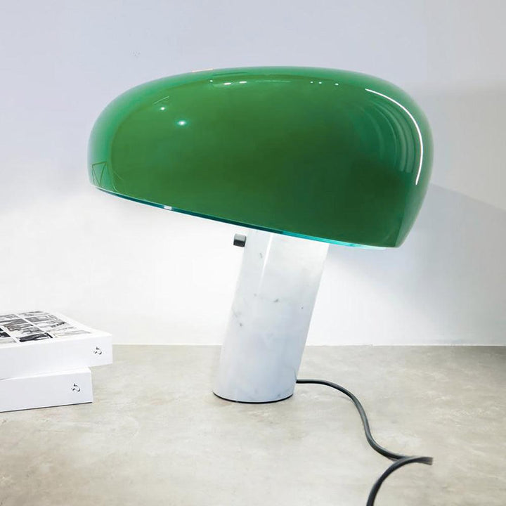 Nucleus lampada da tavolo in marmo
