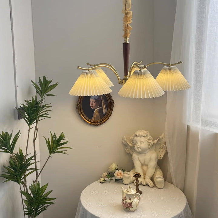 Lampadario Pleated Fabric Shades Walnut ottone Arms Warm Retro in legno