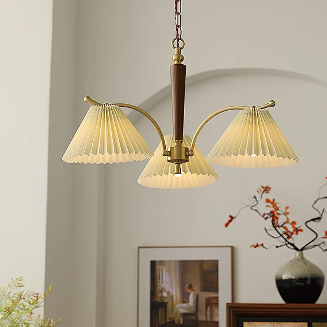 Lampadario Pleated Fabric Shades Walnut ottone Arms Warm Retro in legno