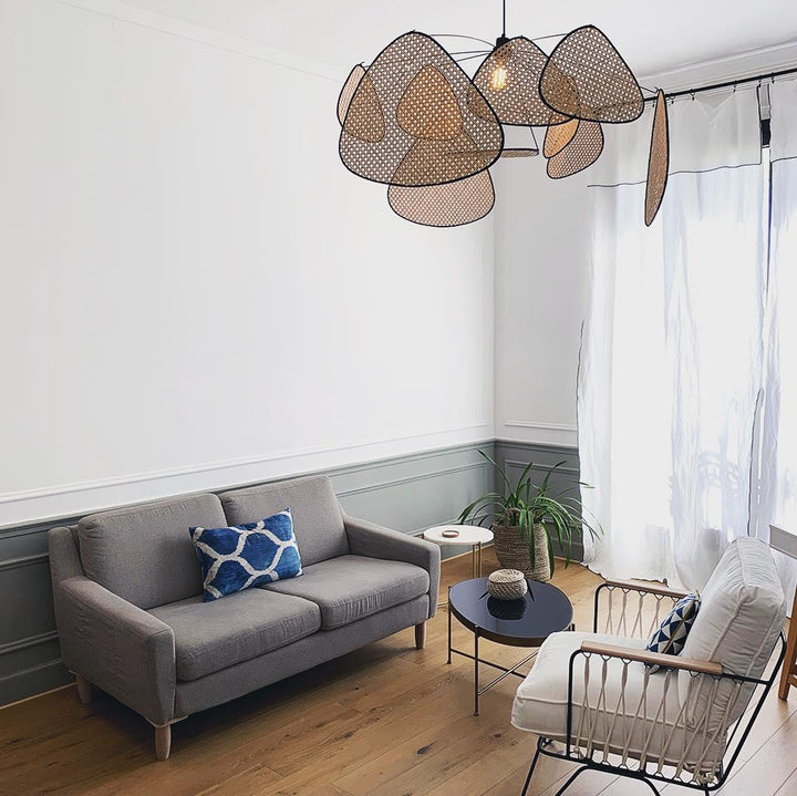 Screen Cannage Suspension - Blowlighting