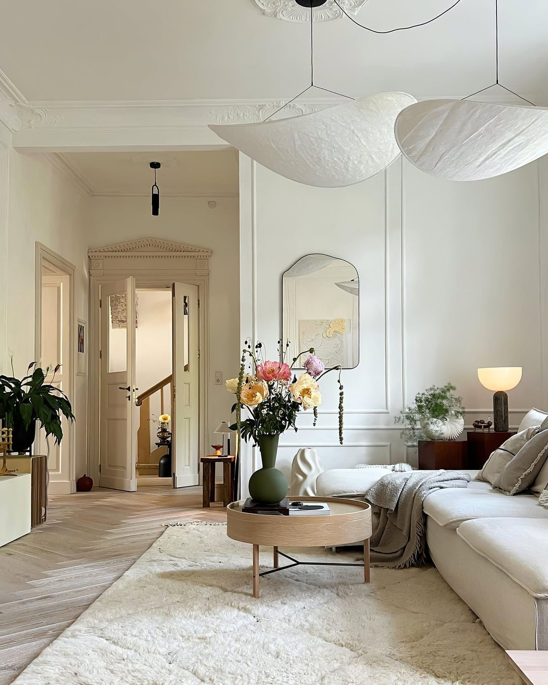 Tense Tyvek Pendant Lamp - Blowlighting