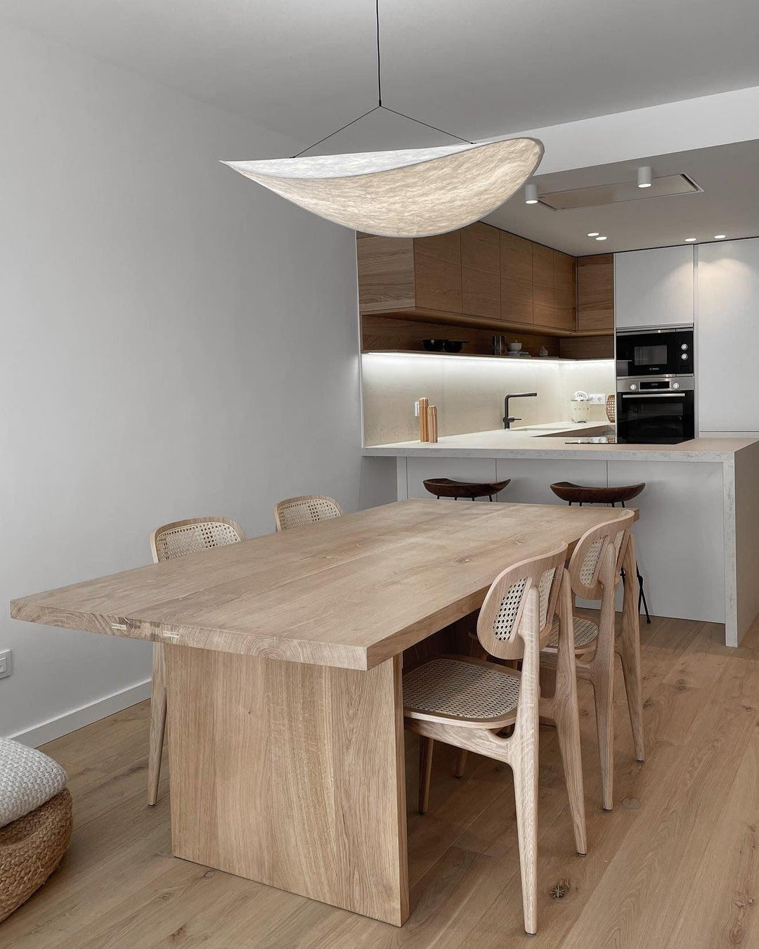 Tense Tyvek Pendant Lamp - Blowlighting
