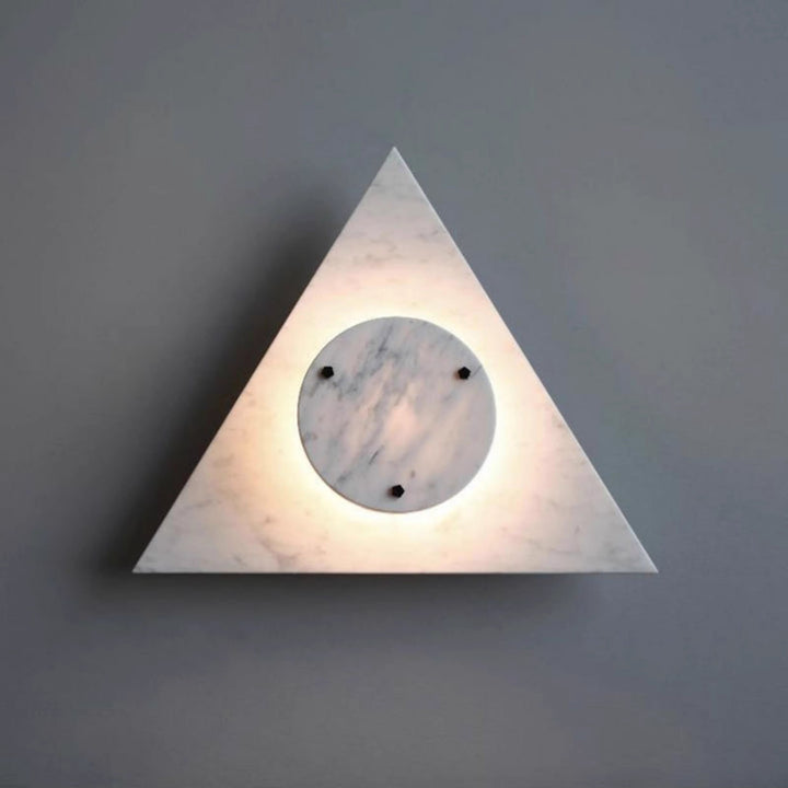 Pyramid lampada da parete in marmo rustico