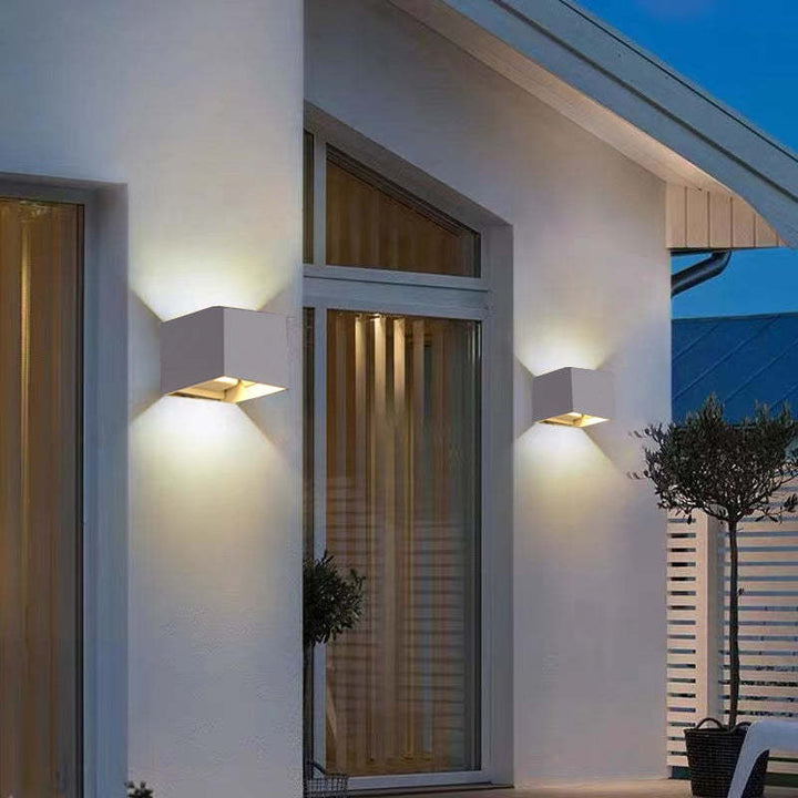 Ray Applique da Esterni Quadrato Regolabile LED